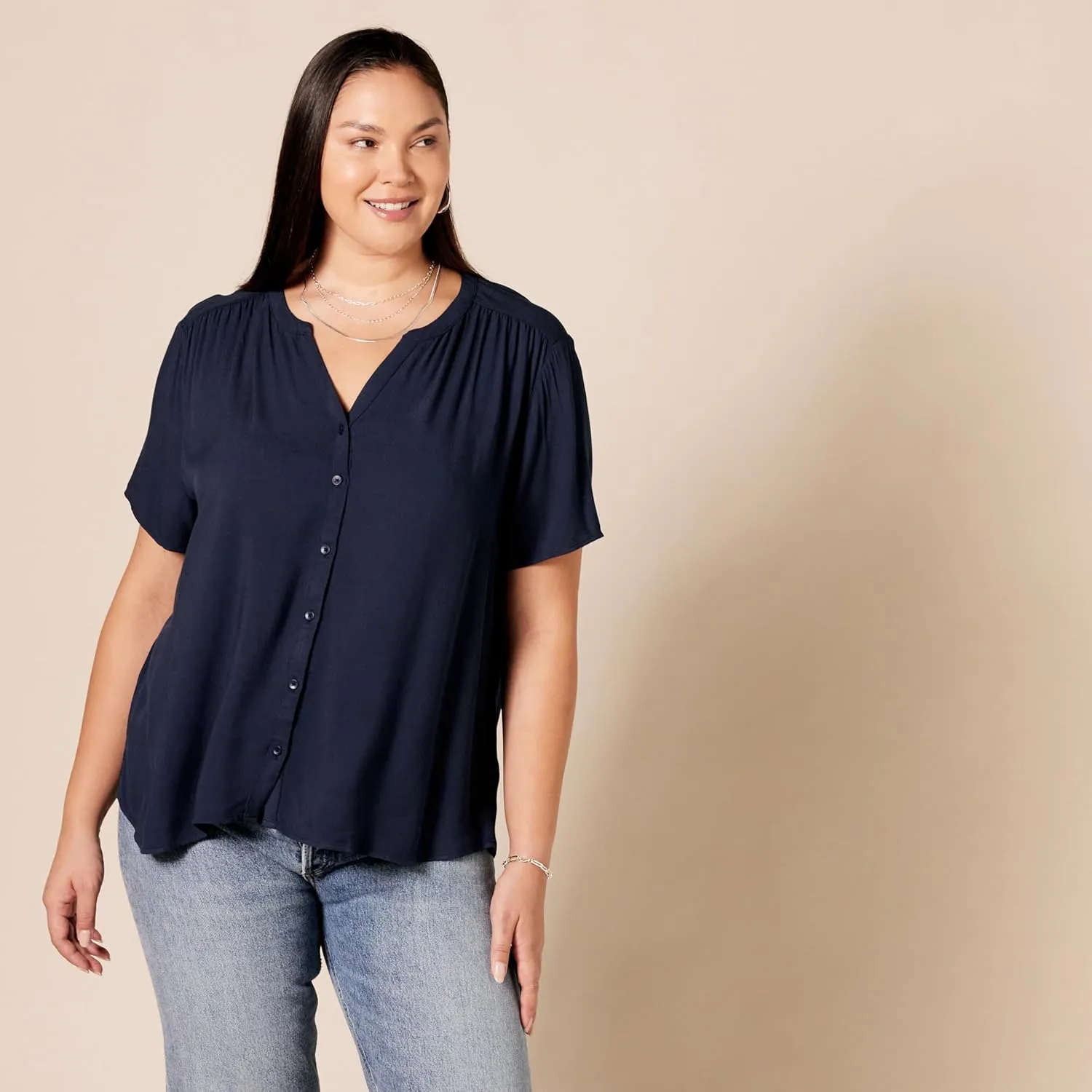 Amazon Essentials Women's Relaxed-Fit Short-Sleeve Woven Blouse