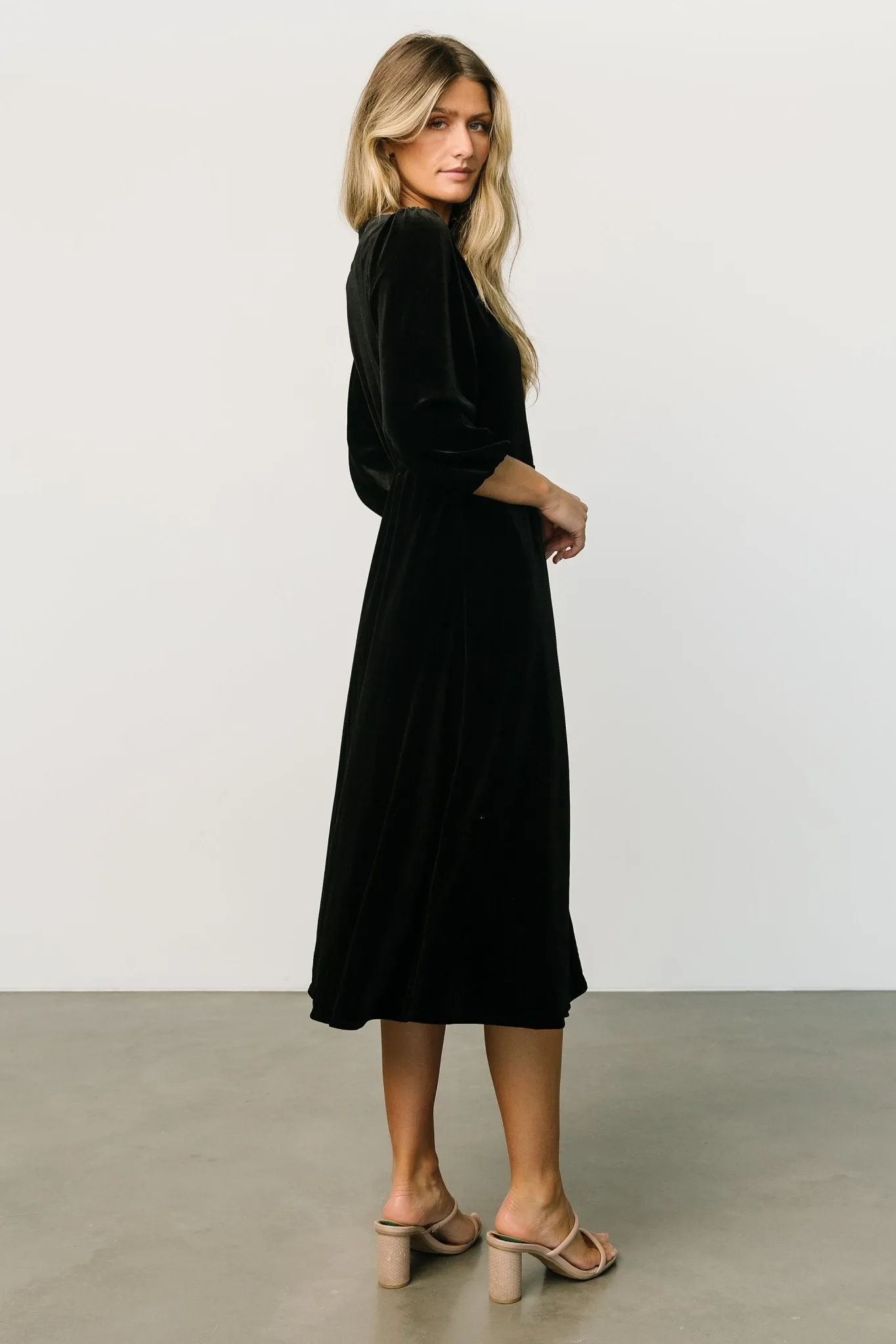 Beckinsale Velvet Wrap Dress | Black