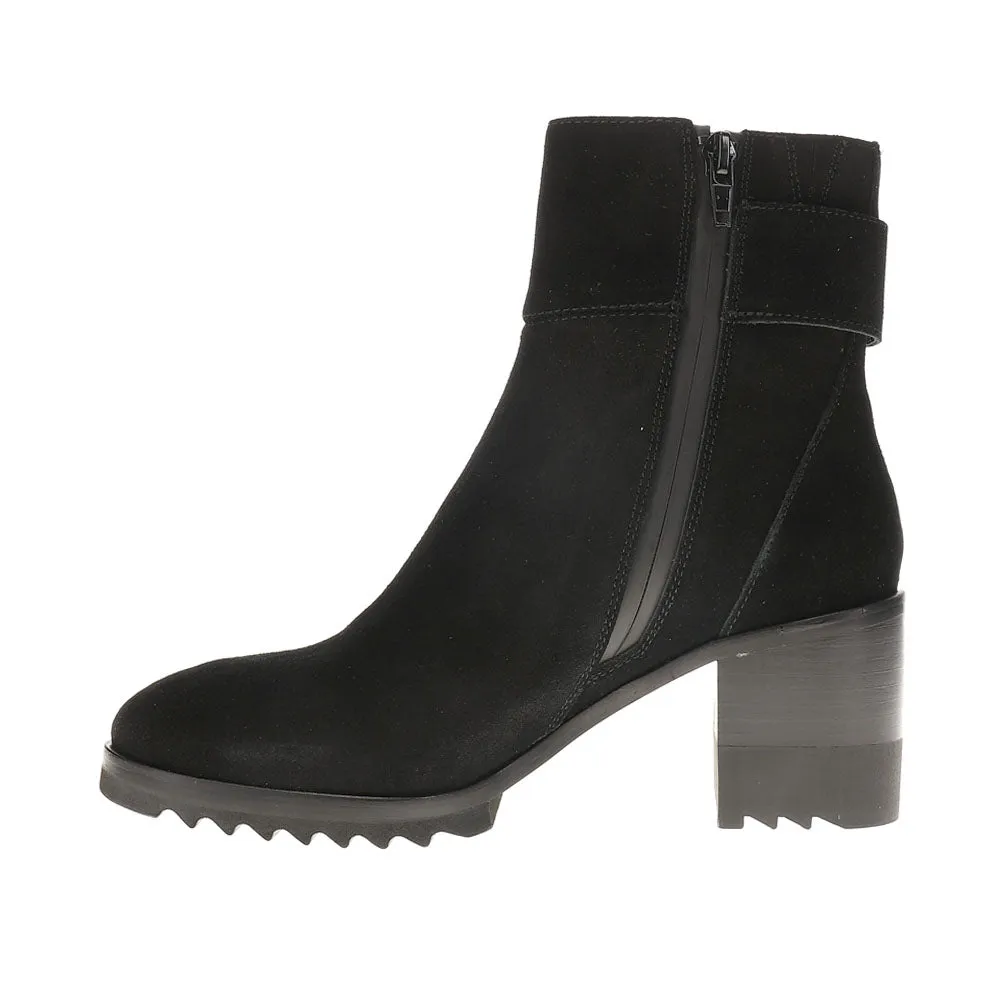 Helli Water Resistant Heeled Round Toe Zippered Booties