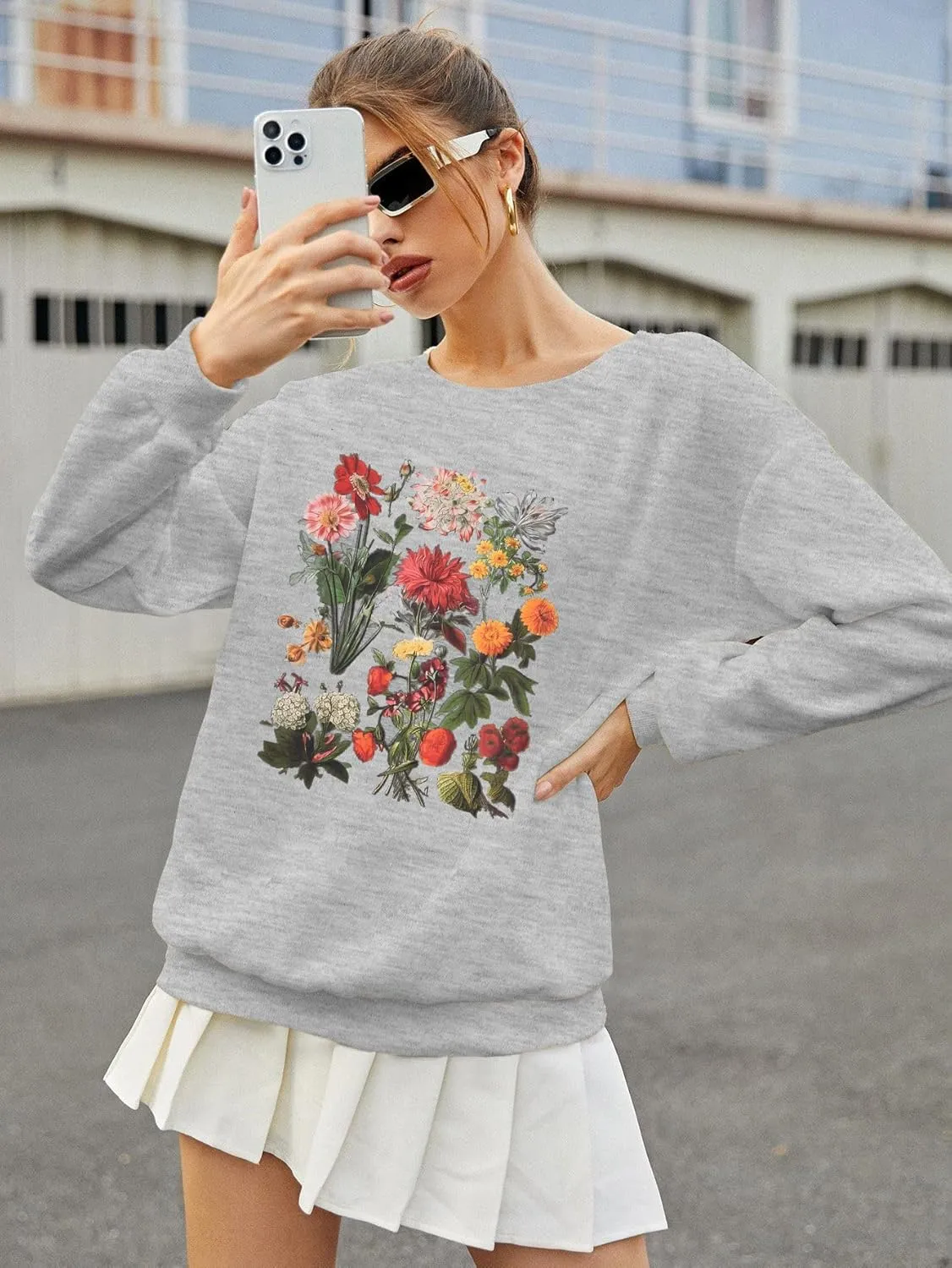 MNLYBABY Just One More Plant Sweatshirt - Women's Gardening Pullover Shirt - Plant Lover Gifts - Long Sleeve Tops